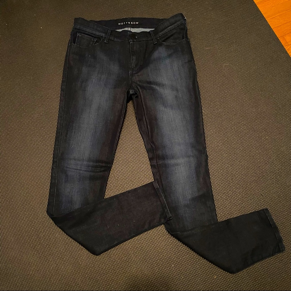 Mott & Bow Mid-Rise Skinny Jeans